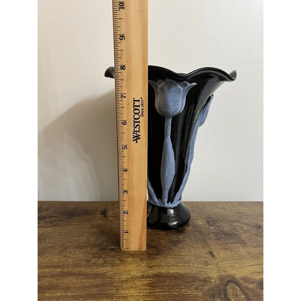 Vintage Black Glass Tulip Motif Fan Vase MCM unbranded Gorgeous Boho Cottagecore